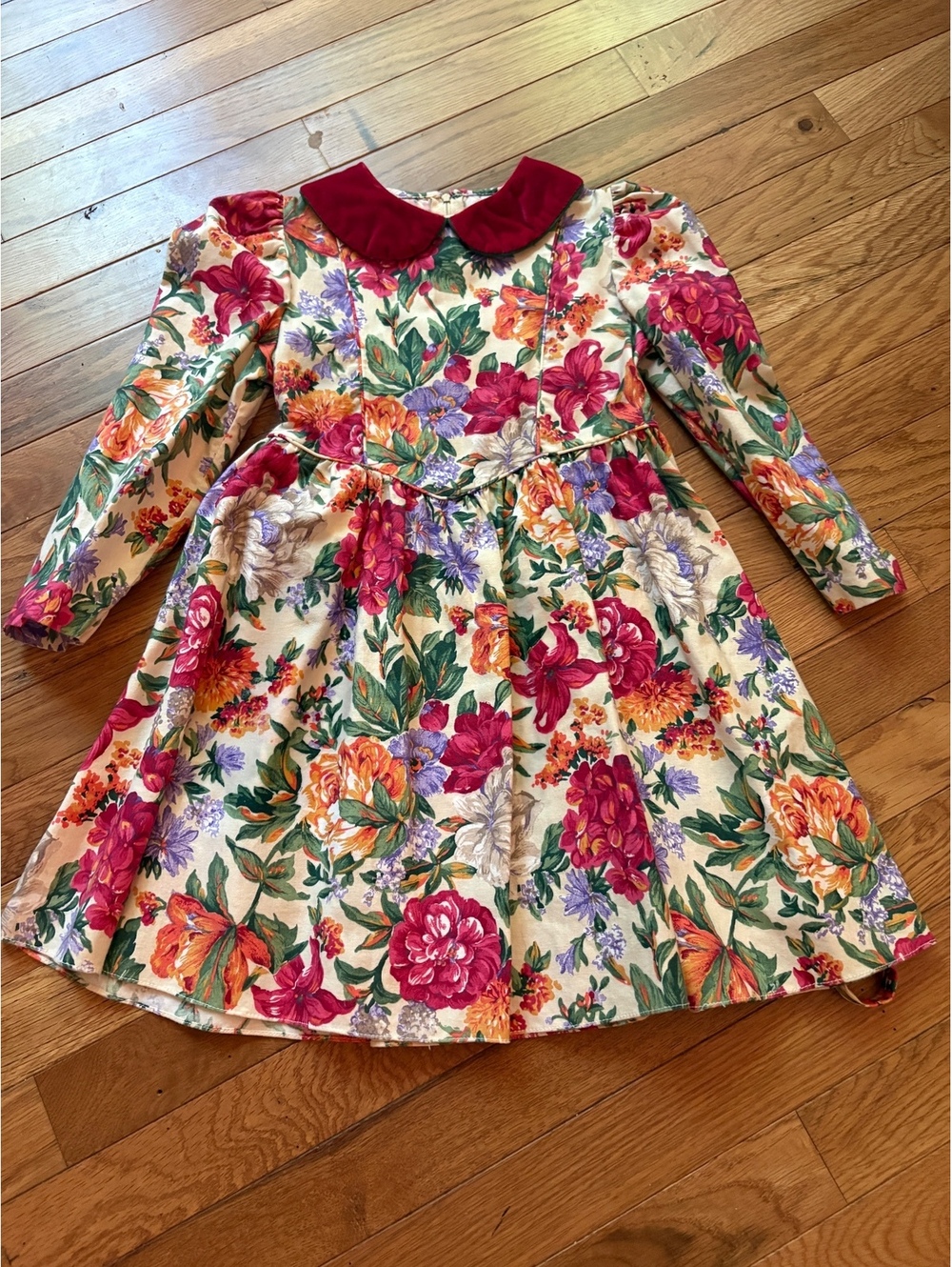 Vintage Rare Editions Floral Long Sleeve Dress with Red Velvet Peter Pan Collar